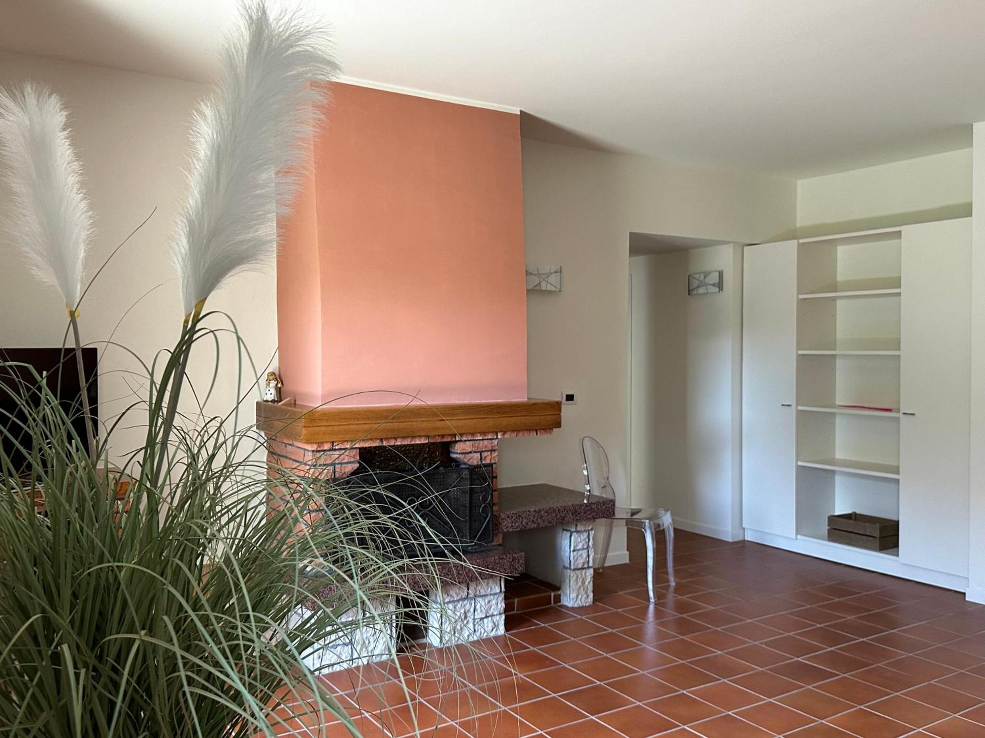 Residence Villa Dalila - Appartamento Dalila Riva del Garda Luaran gambar