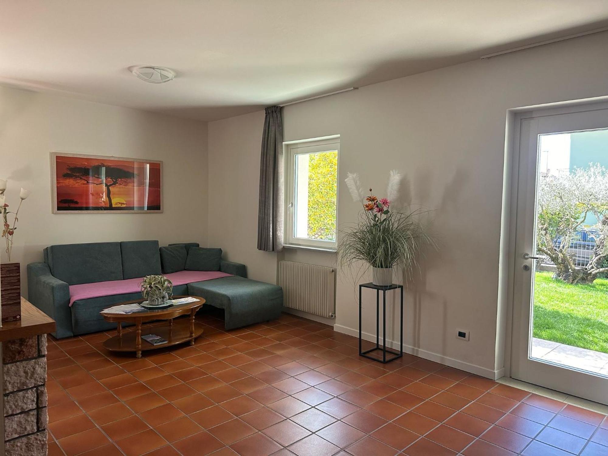 Residence Villa Dalila - Appartamento Dalila Riva del Garda Luaran gambar