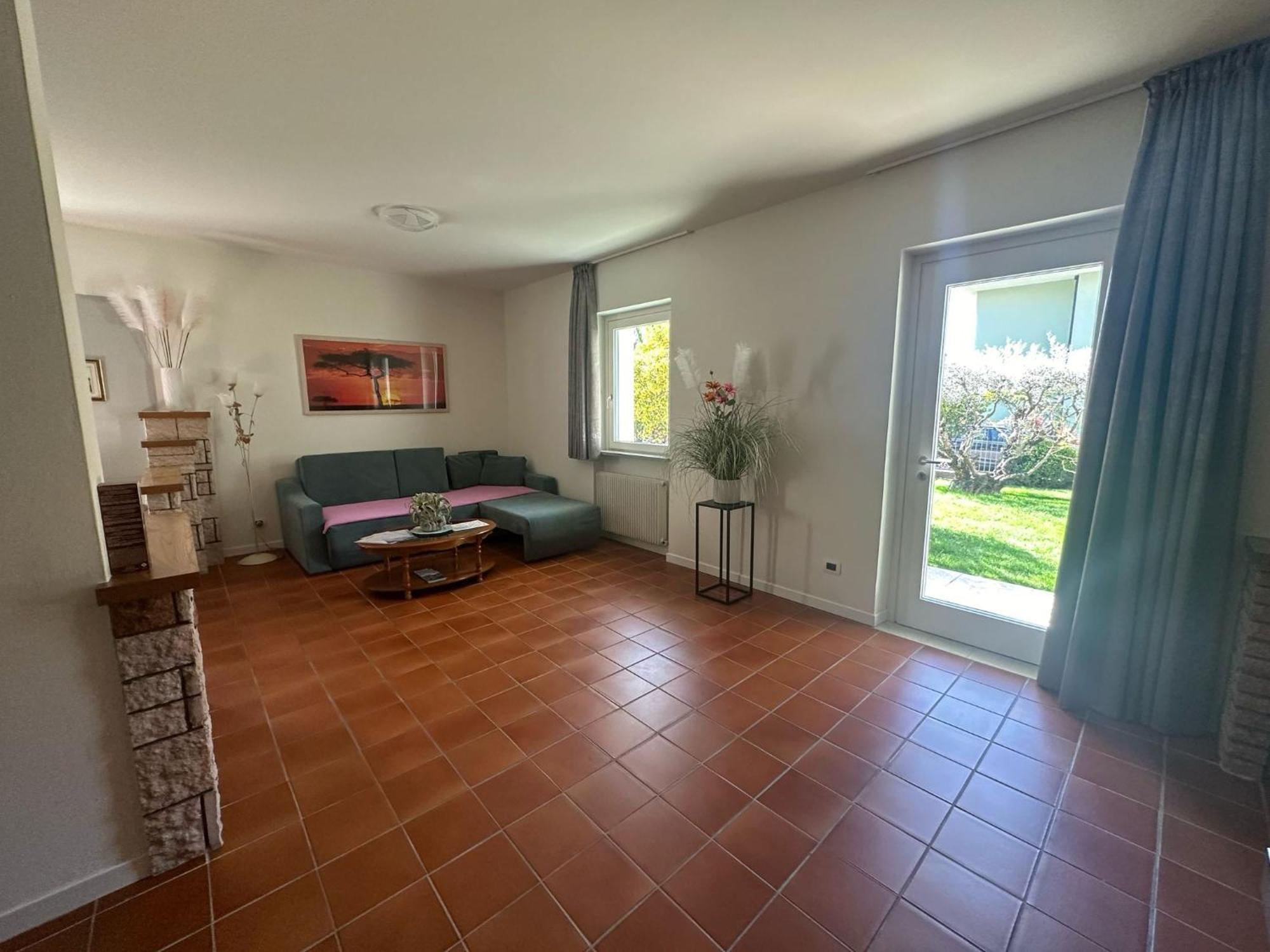 Residence Villa Dalila - Appartamento Dalila Riva del Garda Luaran gambar