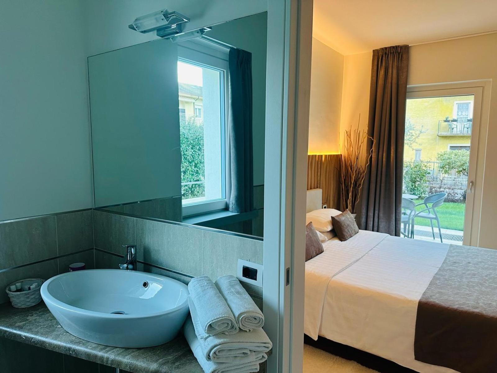 Residence Villa Dalila - Appartamento Dalila Riva del Garda Luaran gambar